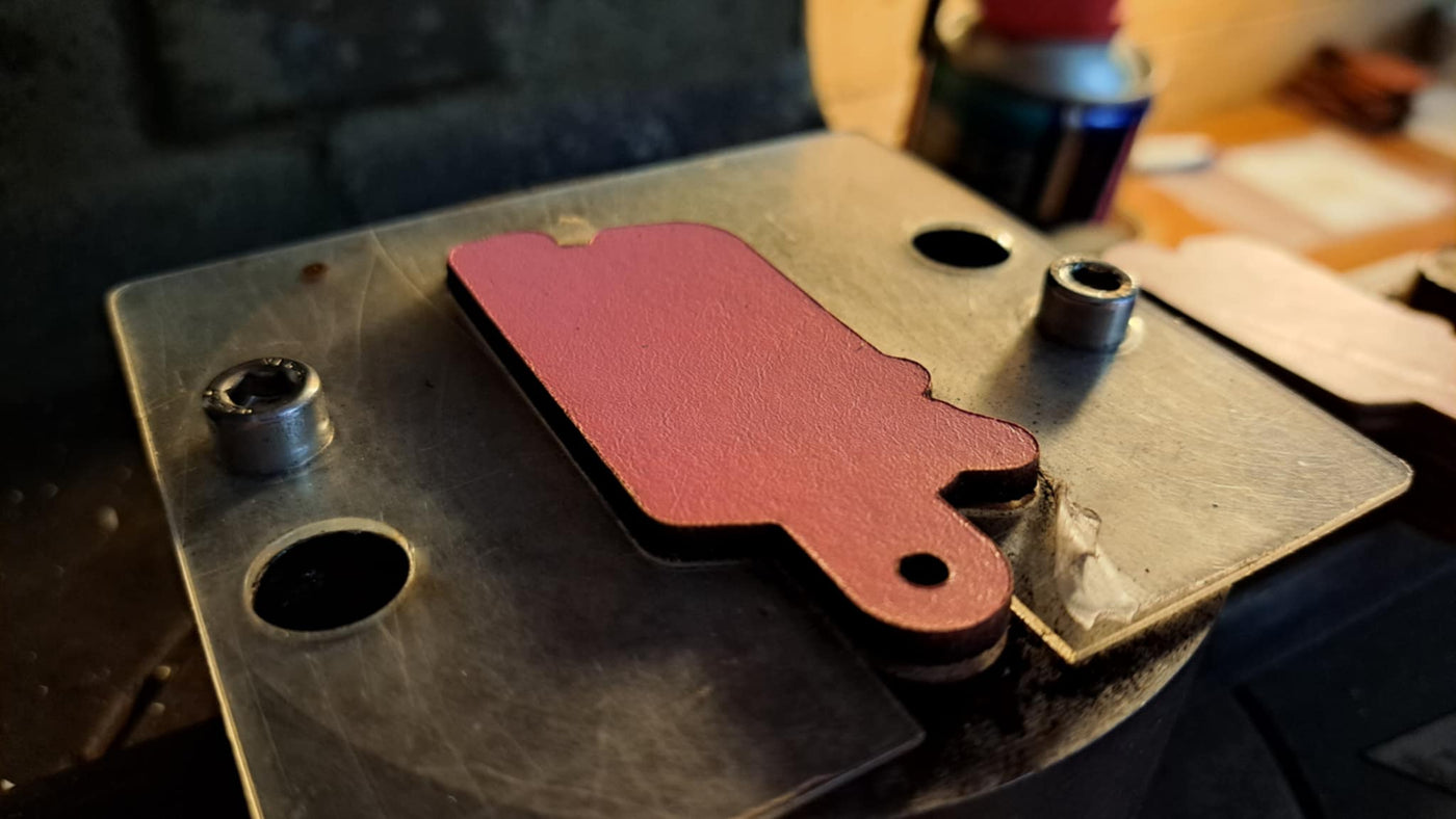 ARTIST LEATHER KEY RING - BLUSH